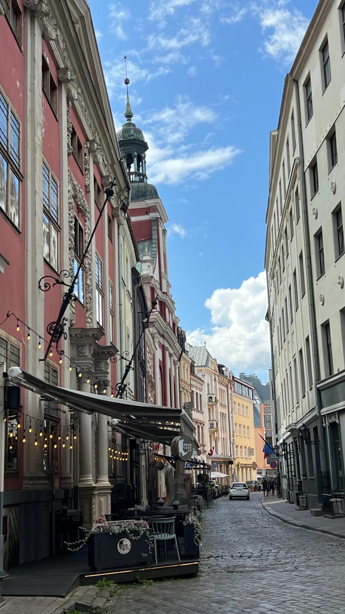 Perfect Location Old Town Lejlighed